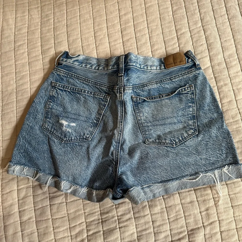 American Eagle Outfitters Blue Distressed Jean Shorts - Picture 2 of 3